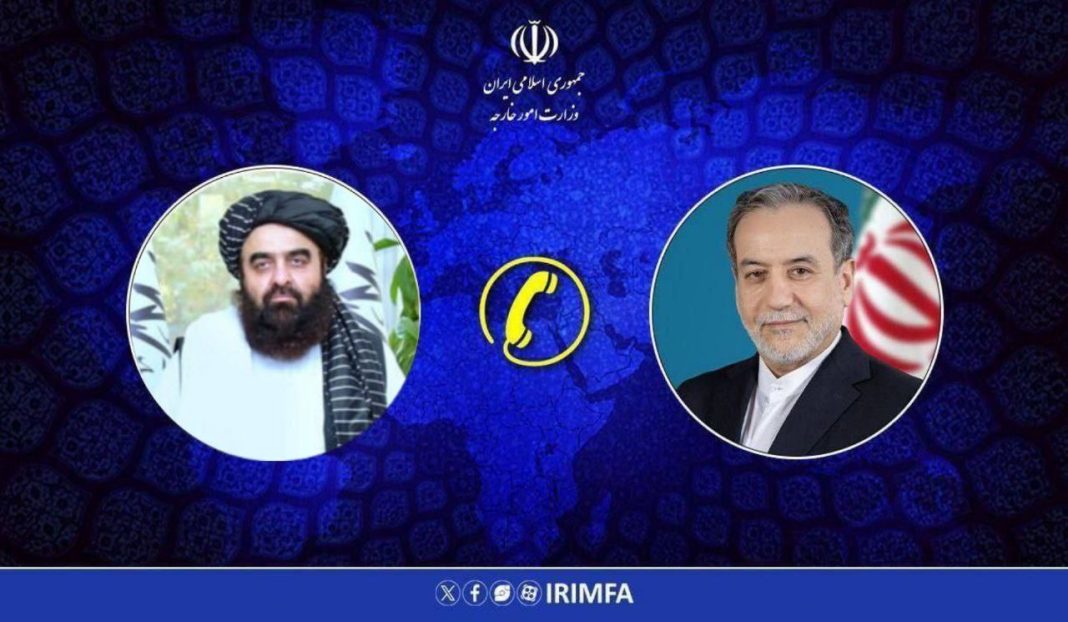 تماس تلفنی وزیر خارجه ایران با امیرخان متقی درباره تنشهای افغانستان و پاکستان