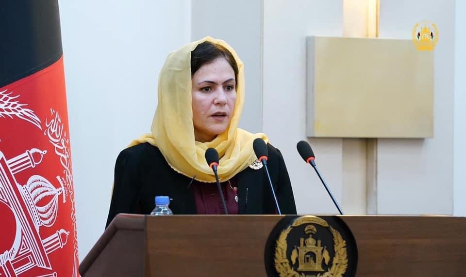 فوزیه کوفی: معادن بدخشان تاراج و دختران زیر سن به طالبان غیر بومی به‌زور داده می‌شوند