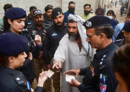 بازداشت بیش از ۱۶۰ شهروند افغانستان و ۱۶ مالک خانه در عملیات پولیس راولپندی پاکستان   