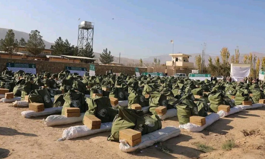 فساد در توزیع کمکهای زلزلهزدگان در ولسوالی خلم سمنگان