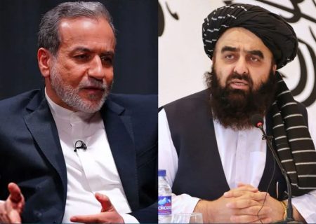 گفتگوی تلیفونی میان مولوی امیرخان متقی و سید عباس عراقچی درباره روابط افغانستان و پاکستان   