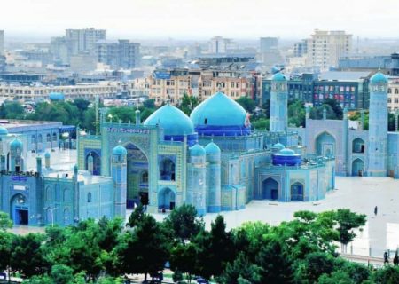آغاز بازسازی روضه مبارک مزارشریف؛ نخستین نشست کمیته بازسازی در ولایت بلخ برگزار شد   