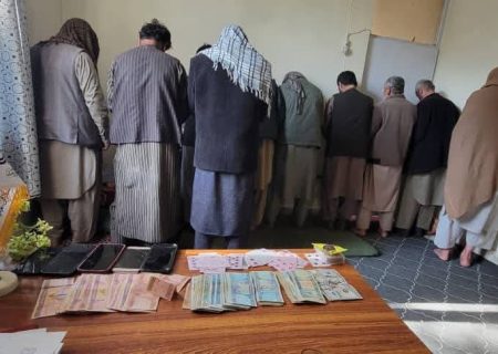 نیروهای امنیتی طالبان در بدخشان ده نفر را به اتهام قماربازی دستگیر کردند  