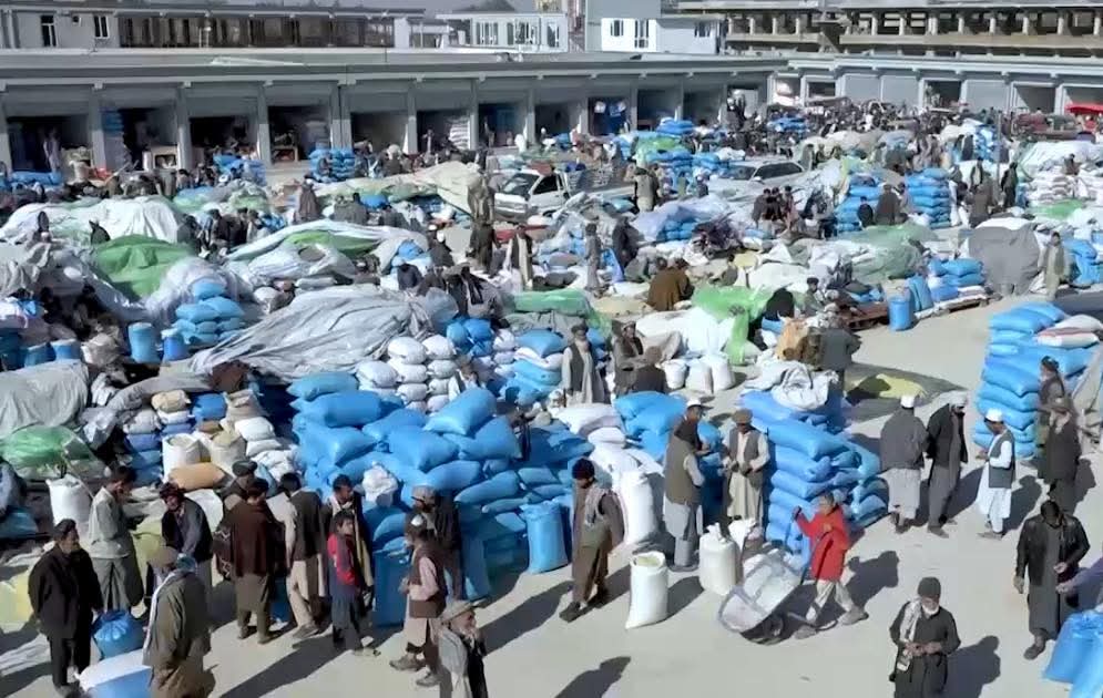 انتقال مندوی غله‌جات تالقان مرکز ولایت تخار به شهرک تجارتی سپین‌زر آغاز شد