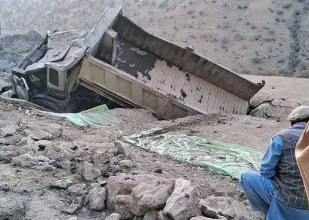 انحراف موتر باربری شرکت طلاکاری در بدخشان دو کشته و چهار زخمی برجا گذاشت