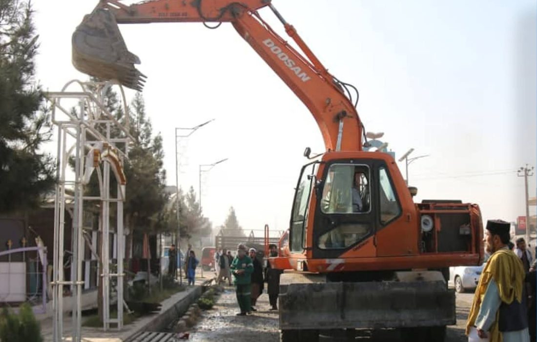 برخورد شاروالی تالقان مرکز ولایت تخار با ساختوسازهای غیرمجاز