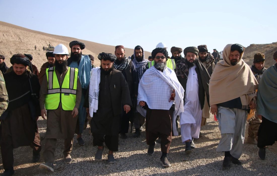 آغاز کار اعمار سرک ۱۸ کیلومتری ولسوالی کشنده بلخ با هزینه ۴۵۰ میلیون افغانی
