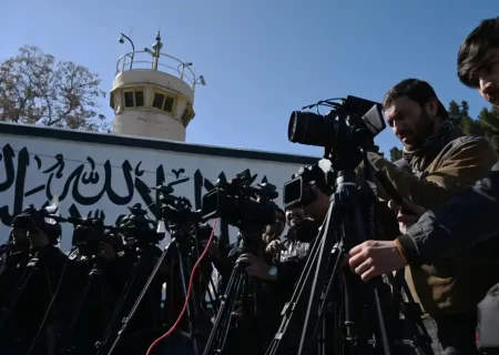 خاموشی اجباری خبرنگاران در افغانستان همزمان با روز جهانی پایان مصونیت از مجازات