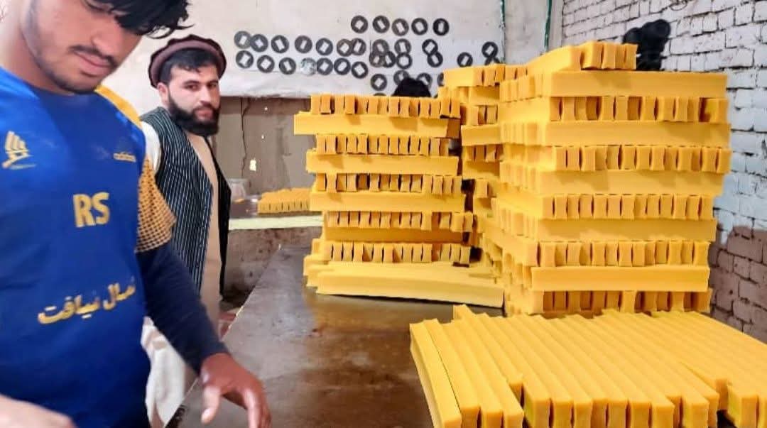 گشایش نخستین کارخانه تولید صابون لباسشویی در پلخمری بغلان