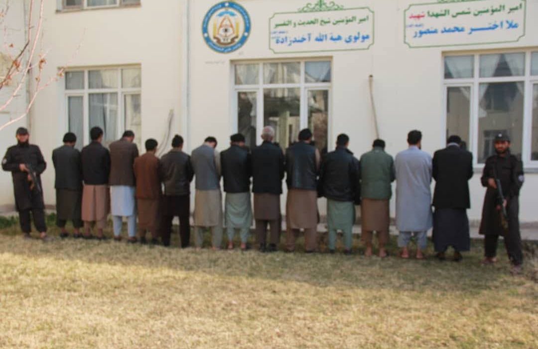 پولیس بدخشان یک کارخانه شراب را تخریب و ۲۱ مجرم را در یک هفته بازداشت کرد