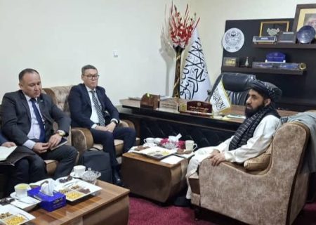 قزاقستان و طالبان دربارهٔ بازسازی خط آهن تورغندی–هرات گفت‌وگو کردند