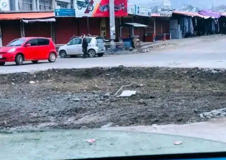 فیض‌آباد به‌سوی توسعه؛ افتتاح سرک معیاری و آغاز ساخت چهارراهی استقلال