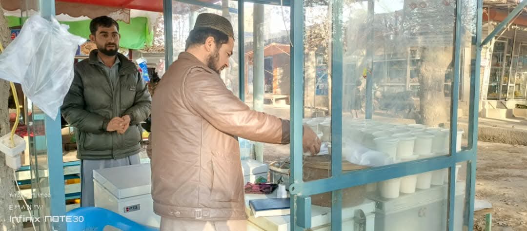 بازدید ریاست زراعت، آبیاری و مالداری تخار از مراکز لبنیات رستاق برای ارتقای کیفیت و حمایت از تولید داخلی