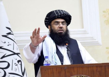 وزیر امور مهاجرین طالبان: پذیرش «حاکمیت مطلق امارت اسلامی» شرط «سازگاری» با جهان است