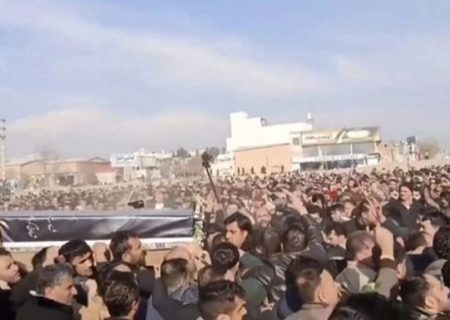 تشییع جنازه اکرام‌الدین سریع با حضور گسترده شهروندان افغانستان مقیم ایران در تهران برگزار شد
