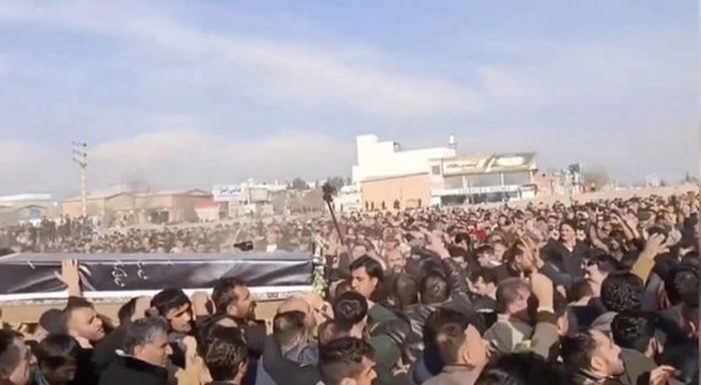 تشییع جنازه اکرامالدین سریع با حضور گسترده شهروندان افغانستان مقیم ایران در تهران برگزار شد