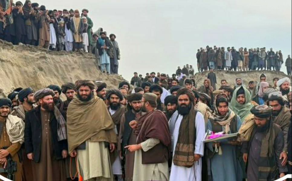 کار اعمار پل آهنکانکریتی بر دریای درقد تخار آغاز شد
