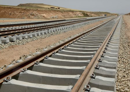 پرداخت بیش از ۶۴ میلیون افغانی به متضررین زمین‌های استملاکی خط آهن هرات–خواف