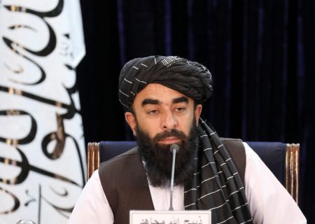 ذبیح‌الله مجاهد: پاکستان آتش‌بس با طالبان را نقض کرده و حملات به افغانستان را ادامه می‌دهد