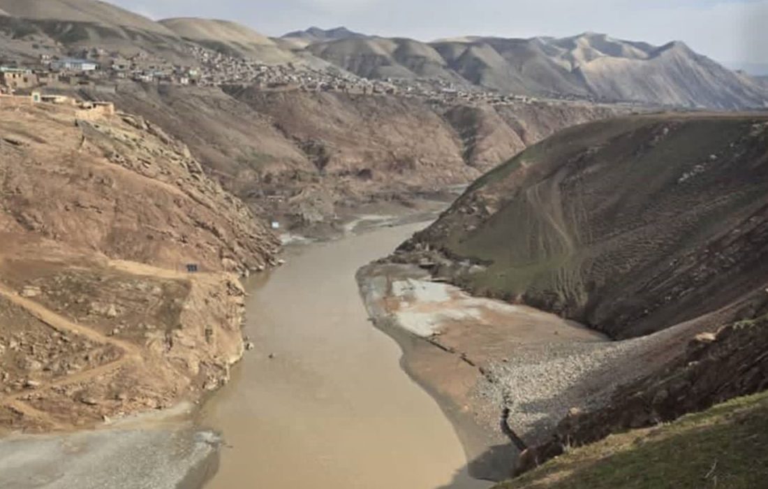 والیان قندوز و تخار از پروژه کانال کوکچه بازدید کردند