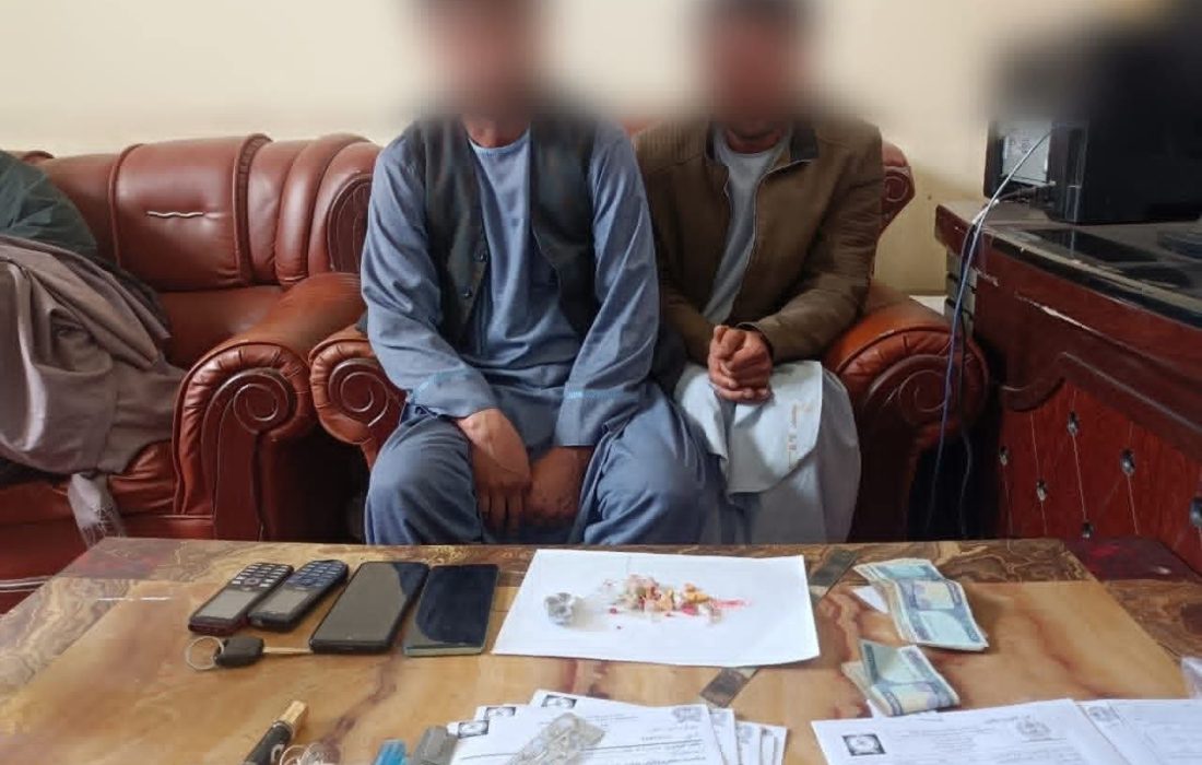 بازداشت دو فروشنده مواد مخدر در تخار