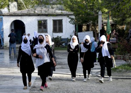 یوناما: ۱۶۰۷ روز از محرومیت آموزشی دختران در افغانستان گذشت