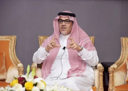 انتصاب نخستین وزیر شیعه در تاریخ عربستان؛ فهد آل‌سیف وزیر سرمایه‌گذاری شد