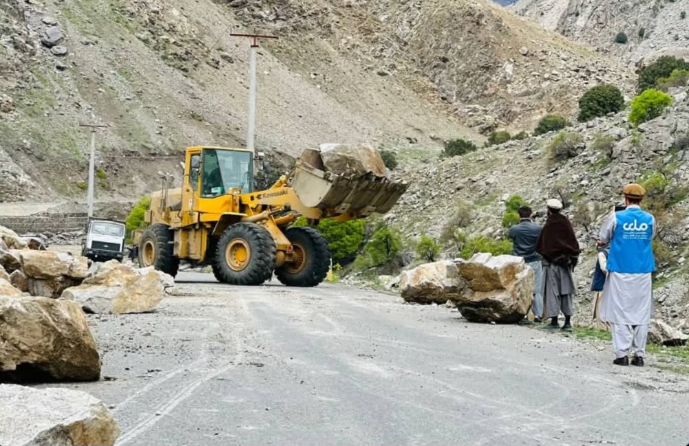 مسیرهای مسدودشده در پنجشیر، تخار و سمنگان پس از سیلابها بازگشایی شد
