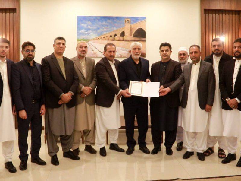 کمک ۲۵۰ هزار یورویی تاجران افغانستان در همدردی با مردم ایران