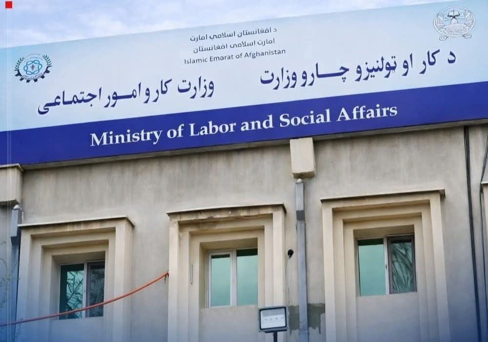 طالبان: افغانستان با پنج کشور برای اعزام کارگران افغان گفت‌وگو کرده است