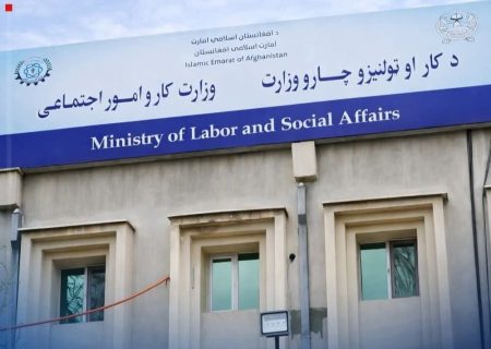 طالبان: افغانستان با پنج کشور برای اعزام کارگران افغان گفت‌وگو کرده است