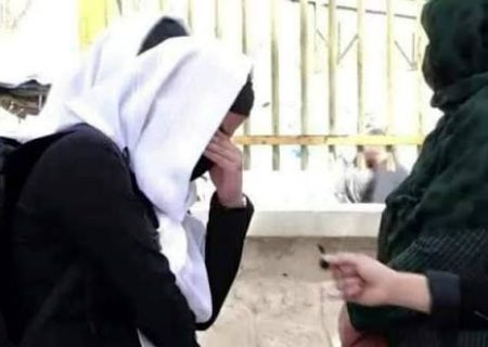 همزمان با آغاز سال آموزشی، زنان و دختران افغانستان خواستار بازگشایی مکاتب و دانشگاه‌ها شدند