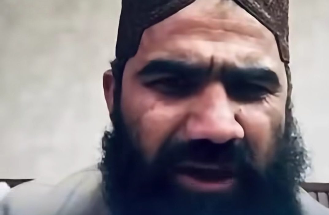 اظهارات جنجالی خالد زدران درباره هزارهها: شکاف میان ادعاهای سیاسی و واقعیتهای درونی طالبان