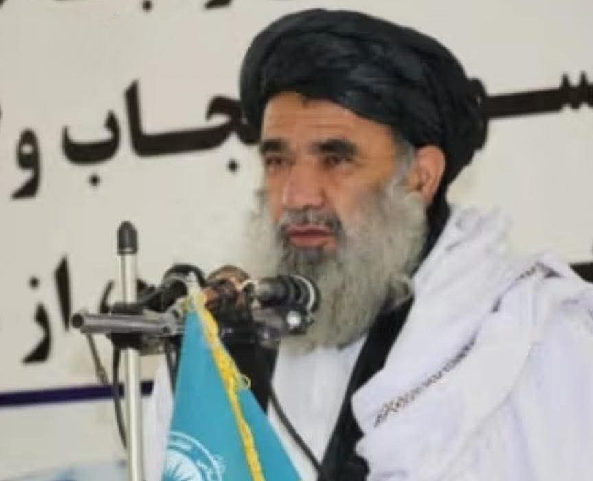 حبیبالله آغا: با «کلاشینکوف و بشکه زرد» نمیتوان از کشور دفاع کرد