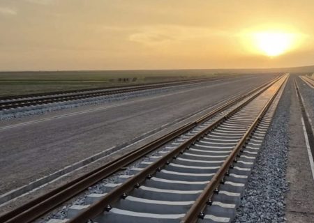 بازدید والی هرات از پروژه ایستگاه رباط‌پریان: تأکید بر تسریع کار خط آهن هرات–خواف