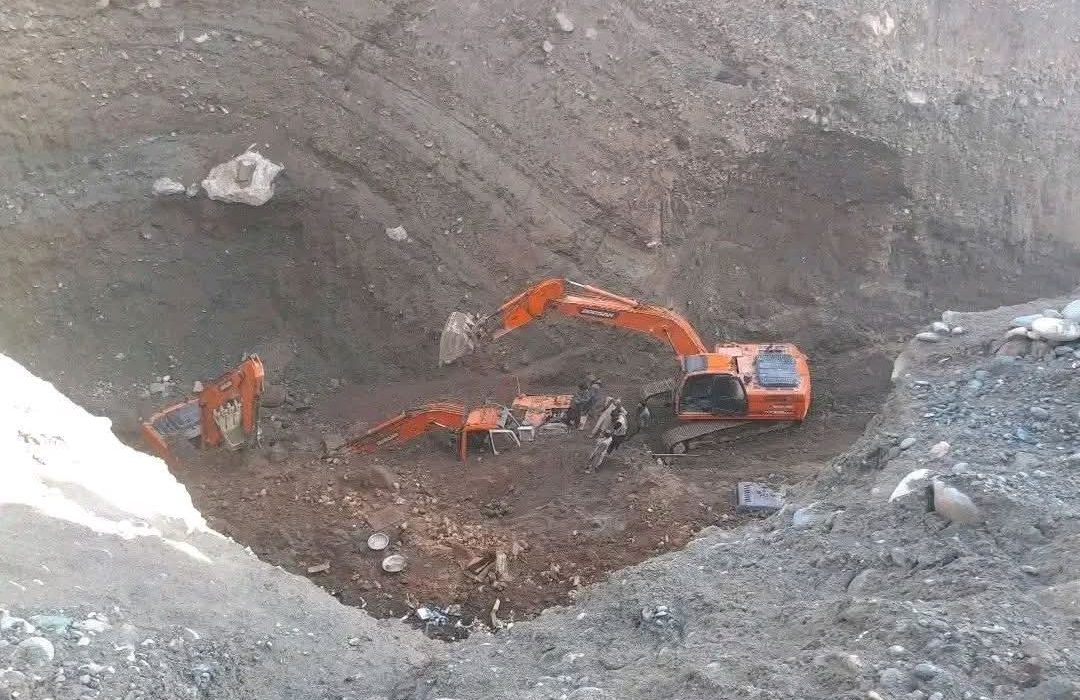 لغزش خاک در بدخشان جان پنج معدنکار را گرفت