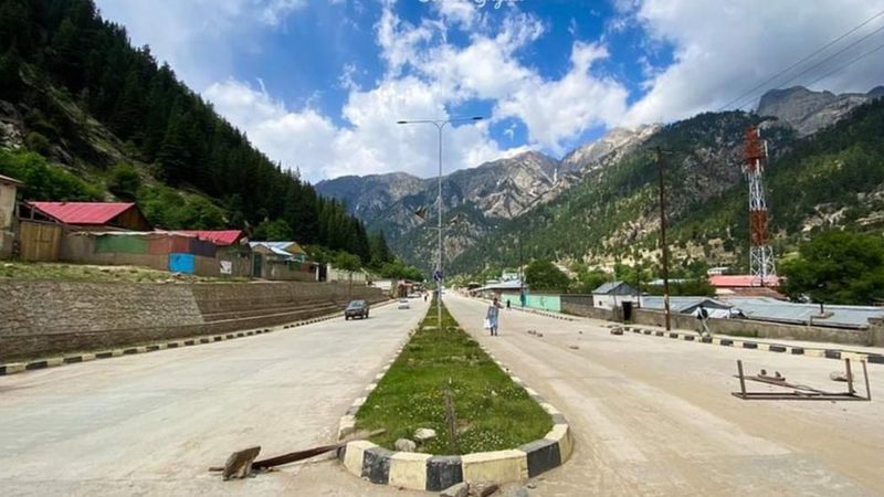 آغاز عملیات کمکرسانی صلیب سرخ به مناطق آسیبدیده نورستان
