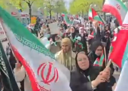 ابراز شگفتی و قدردانی ایرانیان از حمایت افغانستانی‌ها در تظاهرات ضدجنگ در هانوفر آلمان