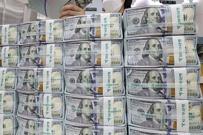 رویترز: امریکا با آزادسازی داراییهای مسدودشده ایران موافقت کرد/ گام اولیه در مذاکرات اسلامآباد