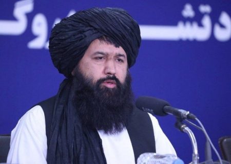 وزیر تحصیلات عالی طالبان: دانشجویان از فعالیت‌های سیاسی دوری کنند و از امارت اسلامی حمایت نمایند