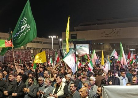 هزاران مهاجر افغانستانی در مشهد با رهبر انقلاب اسلامی ایران تجدید بیعت کردند