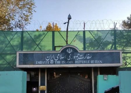ابراز همدردی سفارت ایران در کابل با خانواده‌های قربانیان سیلاب‌ها و بلایای طبیعی افغانستان