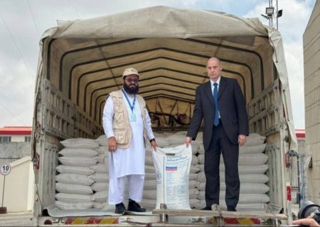 روسیه ۱۰۰۰ تُن کمک بشردوستانه به افغانستان ارسال کرد