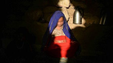 طالبان ازدواج کودکان را در «اصول‌نامه تفریق زوجین» قانونی اعلام کرد