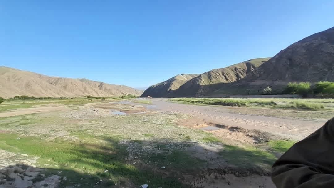 وزیر آب و انرژی طالبان از ساحه اعمار بند «بوغابی کیلهگی» در بغلان دیدن کرد