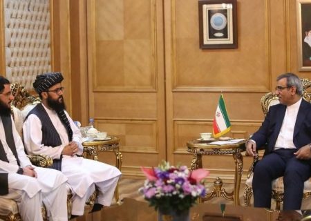گفت‌وگوی مقام‌های طالبان و ایران درباره تجارت، زندانیان افغان و تردد مرزی