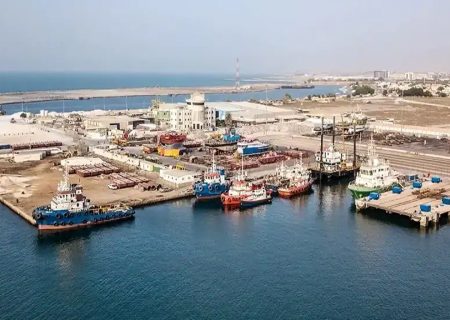 امارات مانع ترانزیت کالاهای تاجران افغان از بندر جبل‌علی به ایران شد