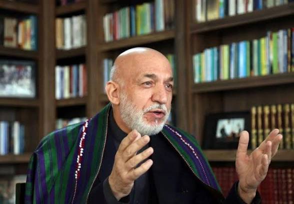 حامد کرزی بار دیگر بر بازگشایی مکتبها و دانشگاهها به روی دختران تأکید کرد