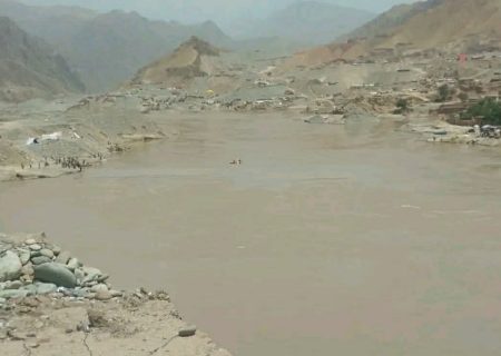 واژگون شدن قایق در شهربزرگ بدخشان، چهار تن همچنان ناپدید هستند