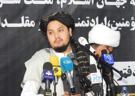 طالبان در مراسم بزرگداشت آیت‌الله فیاض در کابل بر وحدت امت اسلامی تأکید کردند